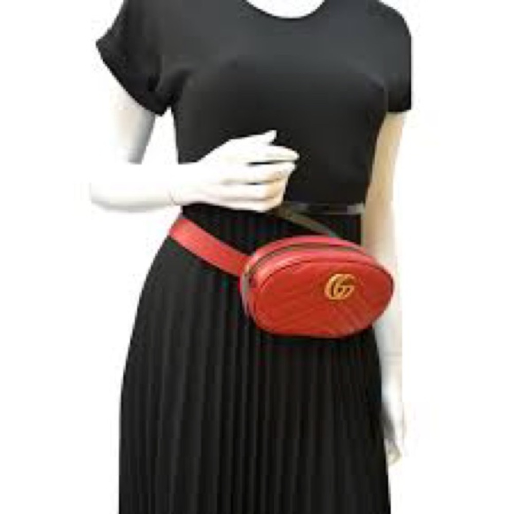 Gucci Red GG Marmont Belt bag red - Picture 3 of 14